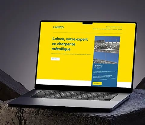 Aperçu du site web sur un écran d'ordinateur