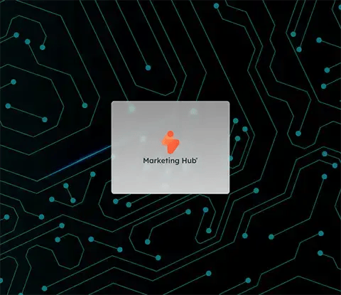 Une interface numérique sur fond de circuit imprimé bleu avec, au centre, le logo « Marketing Hub », symbole de l'innovation technologique.